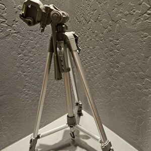 Targus TGT-58TR Digital Camera Tripod Lightweight Aluminium